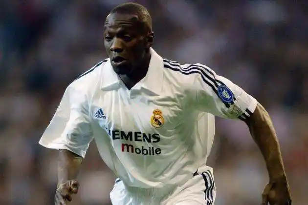 进大马丁 进大马丁