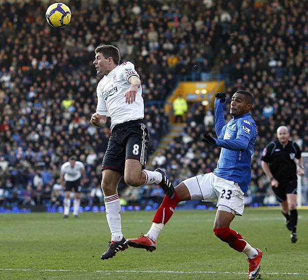 詹姆斯和哈 詹姆斯和哈