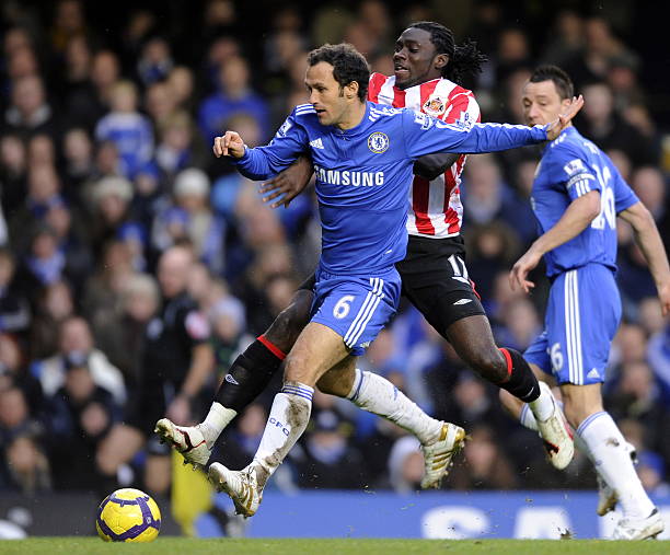 更是展现其 更是展现其