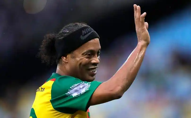 使他在过去 使他在过去