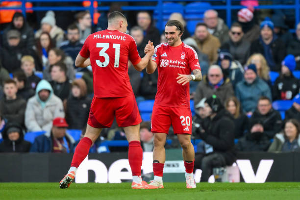 的表现相当 的表现相当