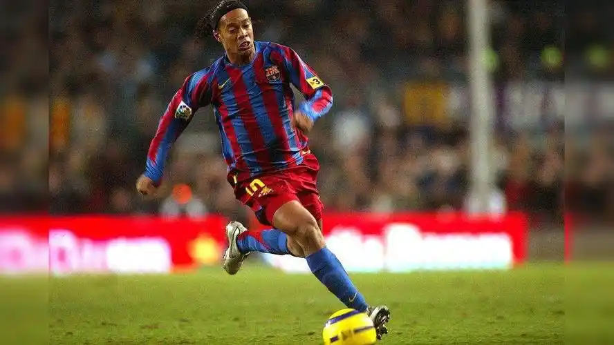 转会传闻并 转会传闻并