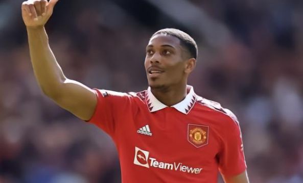 现特别亮眼 现特别亮眼